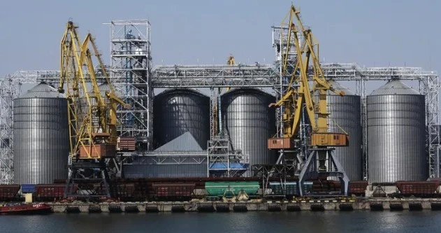 Украина сократила экспорт зерна на 63,3% в августе