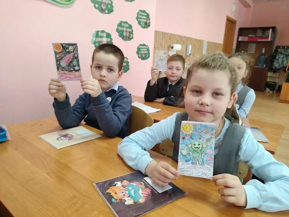 🌟 Неделя космических уроков в 1 В классе. Путешествие в мир звёзд и планет! 🌟💫 На протяжении целой н