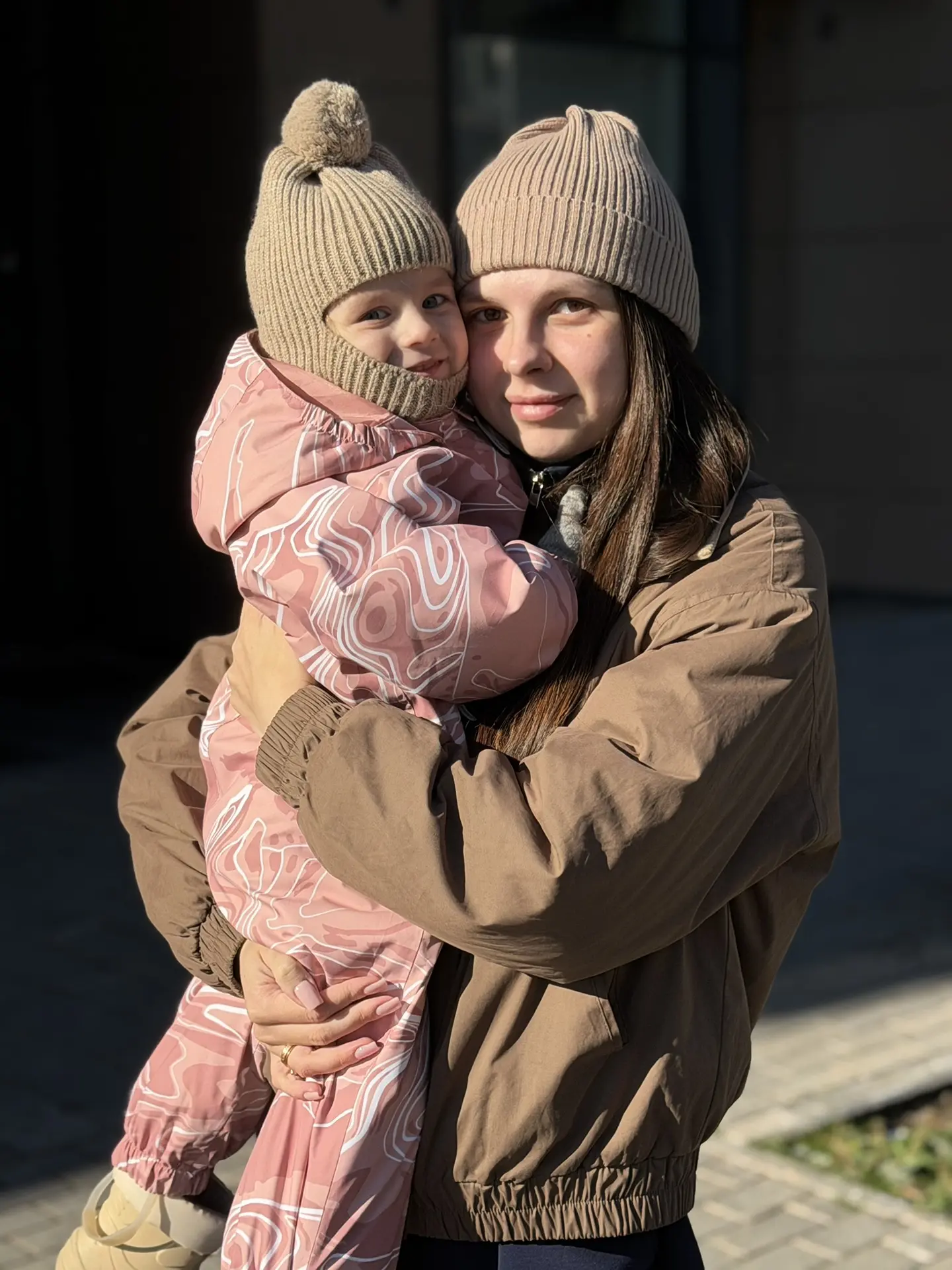 к нам всё чаще подходят на улице и узнают 💔