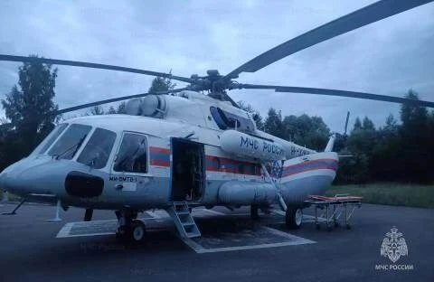 Ребенка экстренно доставили в Тверь на вертолете❗️