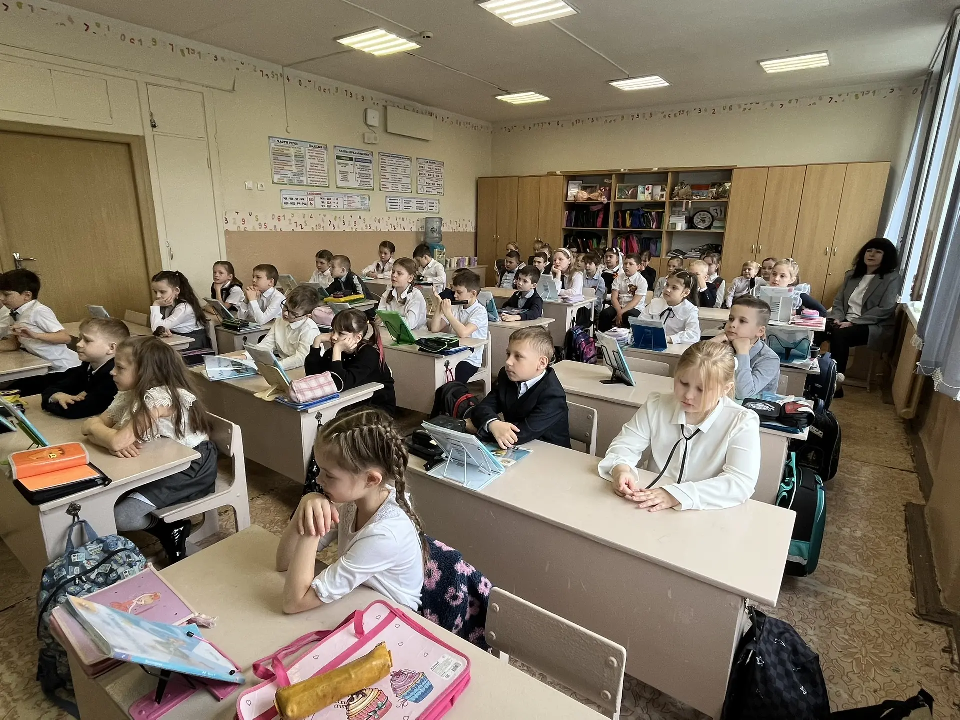 Урок мужества: встреча с настоящим героем Сегодня в нашей школе прошёл особенный урок мужества! К на
