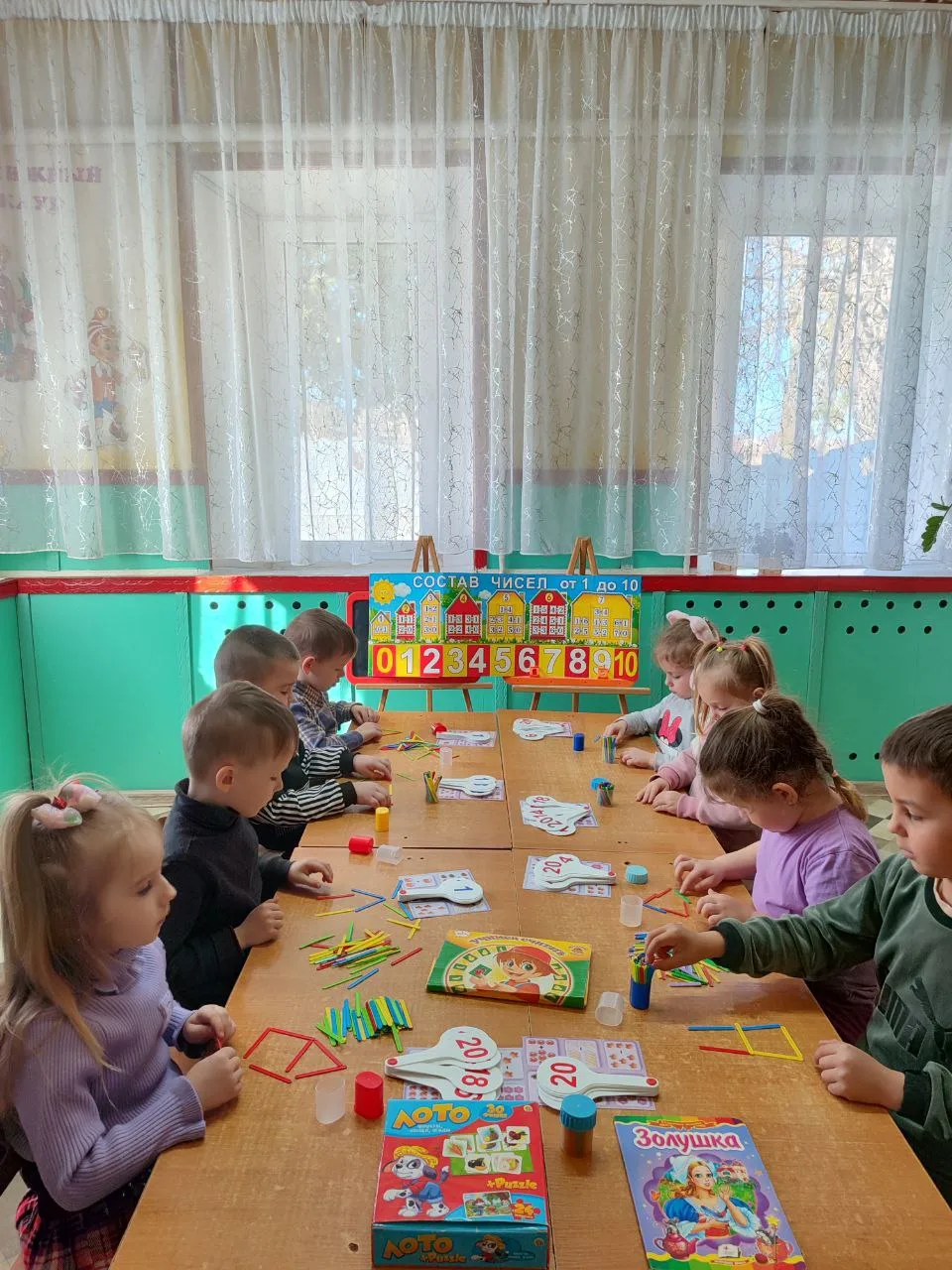 Вот и закончилась наша рабочая неделя в детском саду!