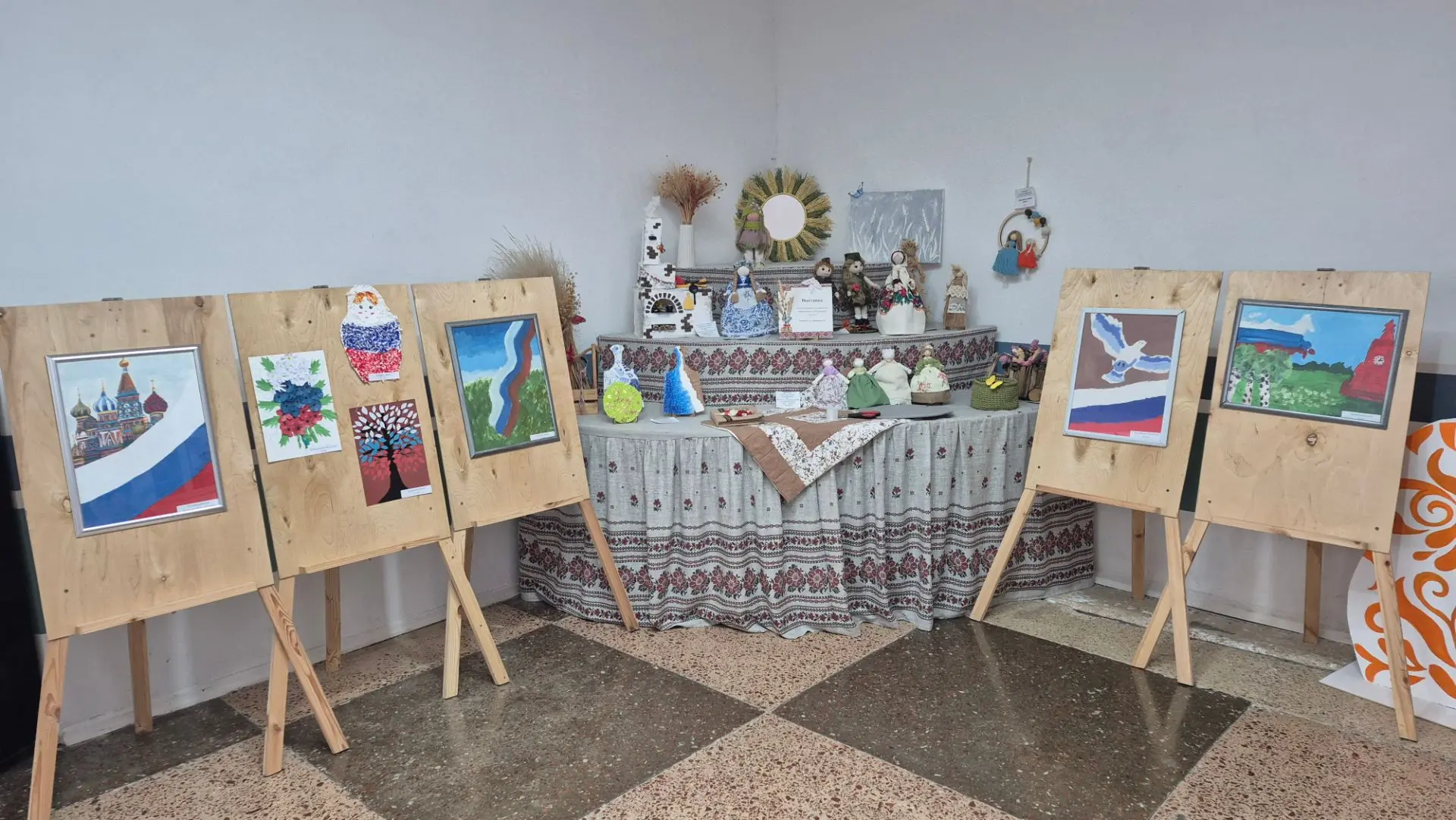 Сегодня, 22 августа, в День Государственного флага Российской Федерации, в Центральном ...