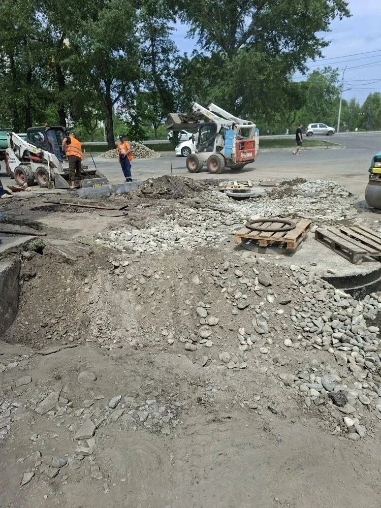 Возле ТЦ «Преображенский» начали оборудовать ливневку

Дождеприемные колодцы установят на участке ме
