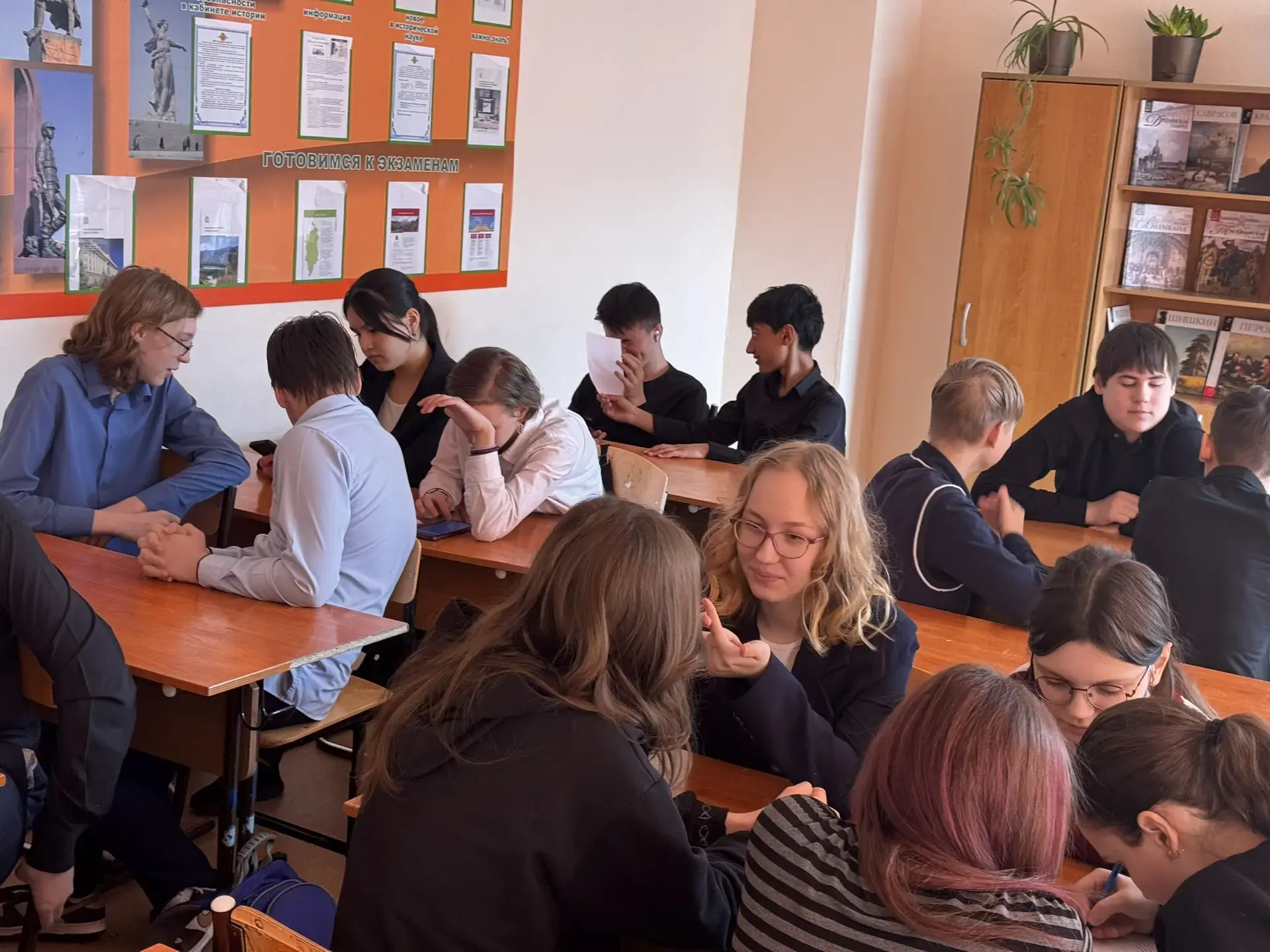 🧠 Неделя психологии в школе: время открытий, дружбы и осознанности На этой неделе в нашей школе прош