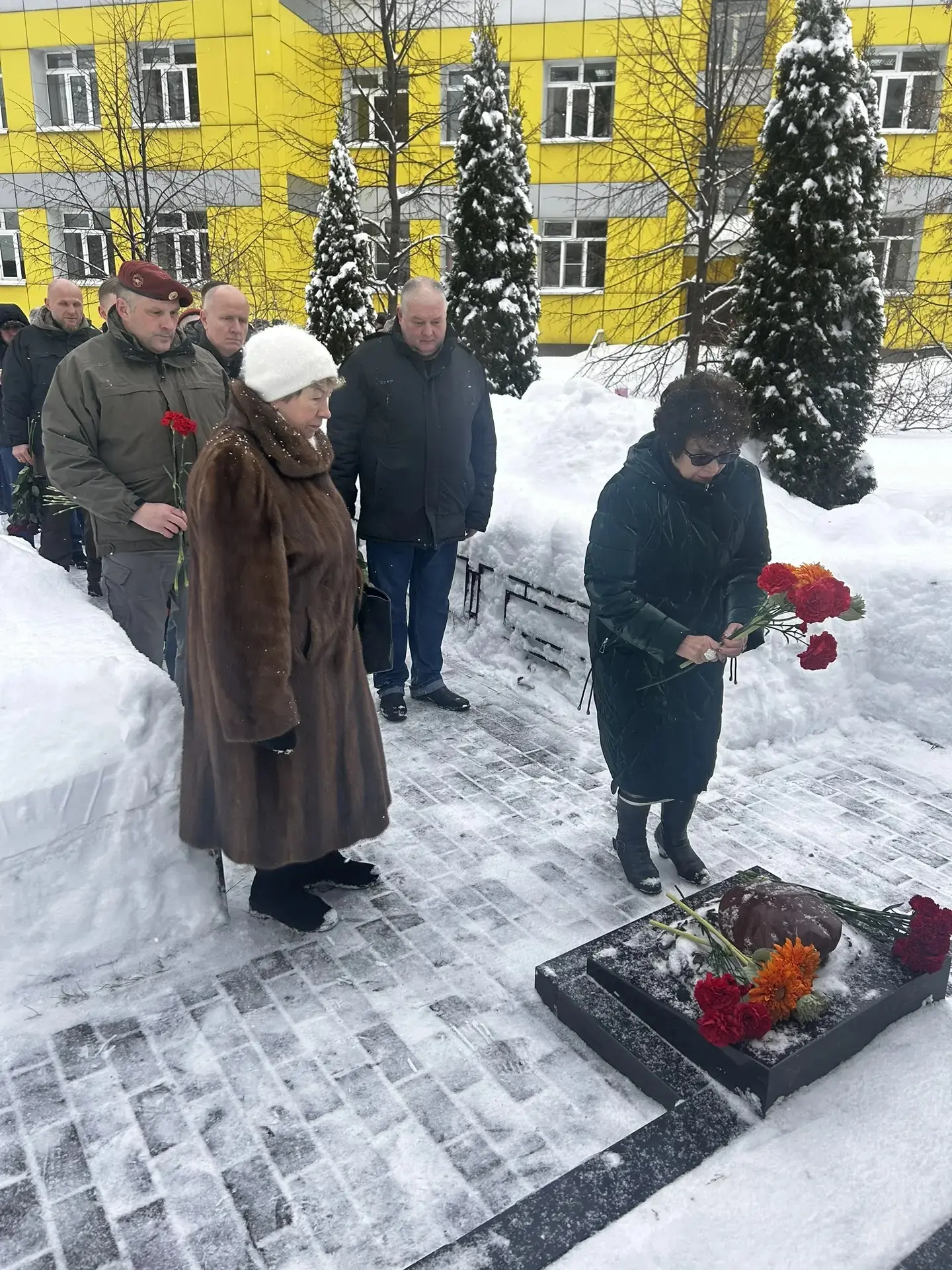Память, которая не угасает...  Сегодня, 25 февраля, в МАОУ «Школа №16» прошел митинг, посвященный во