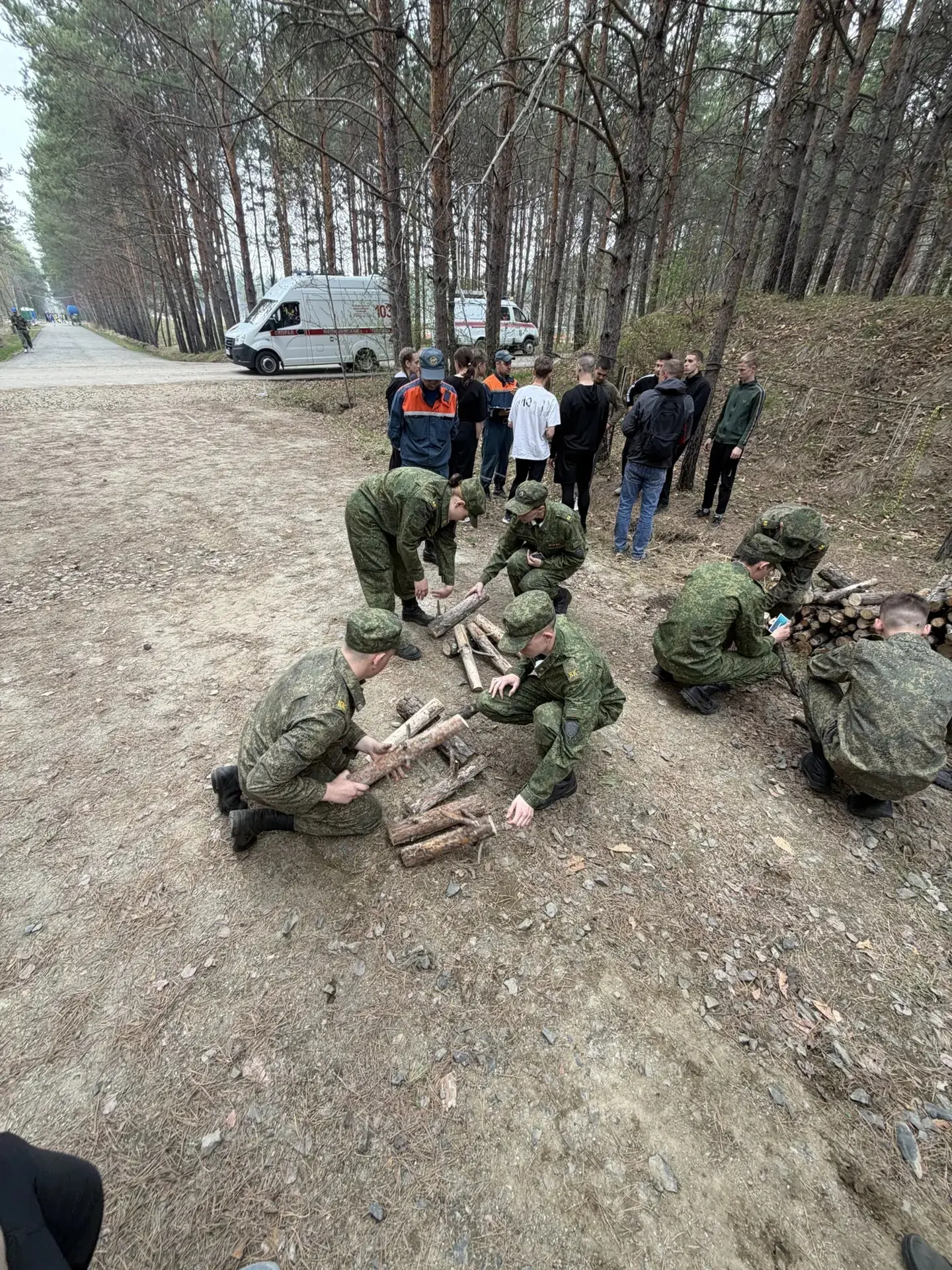🔥  Команда 10В класса гимназии приняла участие в  региональном этапе военно-патриотической игры «Зар