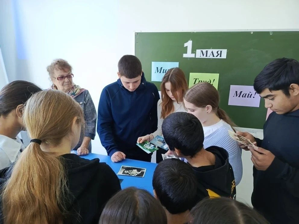 Школьники района приняли участие во Всероссийских акциях первомая!