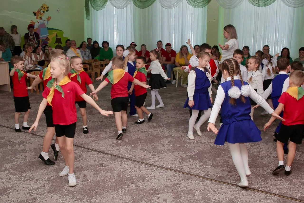 В Острогожске прошла «Своя игра» по 😄😉😉 для родителей!  Участниками стали родители воспитанников дет
