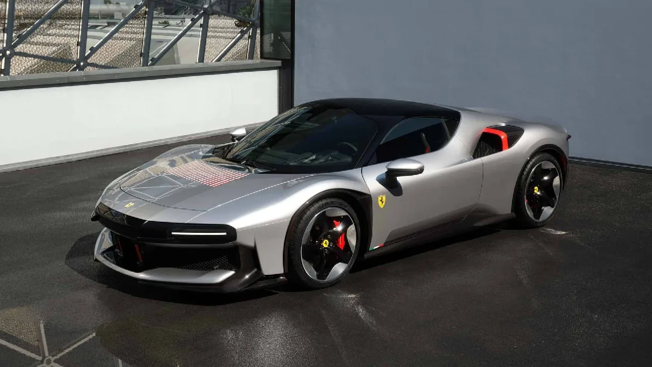 Ferrari представила эксклюзивную CZ26, созданную в единственном экземпляре на базе SF90...