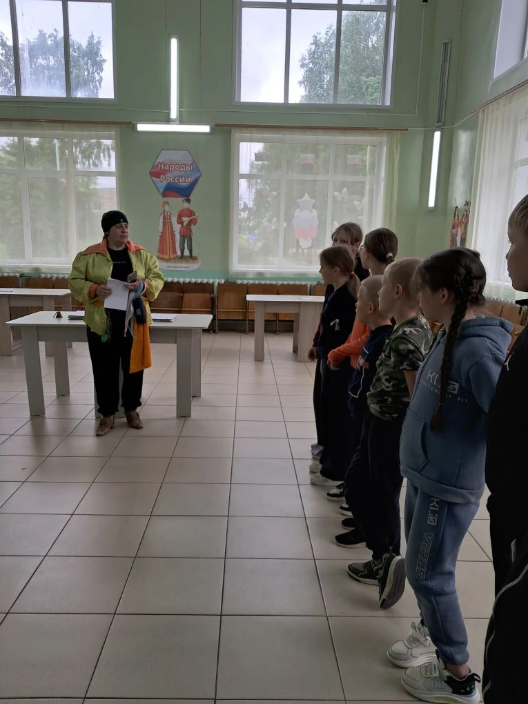 Сегодняшний день в нашем оздоровительном лагере прошёл под девизом «Наш дом — чистая Россия» и был н