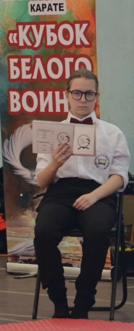 Третья судейская категория 🥋

🎉 Поздравляем ученицу 10«Б» класса нашей школы Дариму! Её успехи в с
