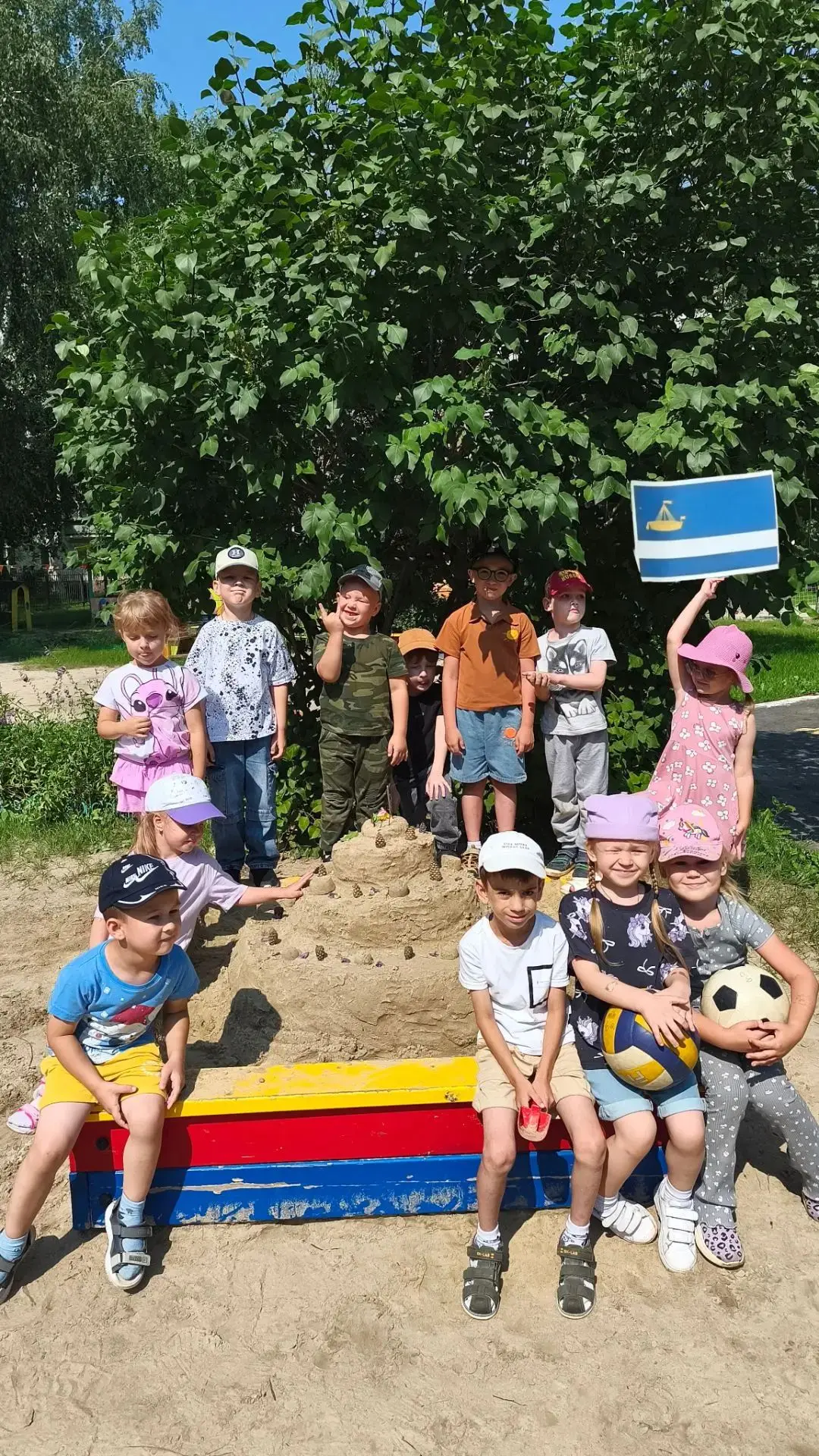Сладкий привет Тюмени: как песок превратился в торт 🎂

В преддверии большого праздника — 440-летия 