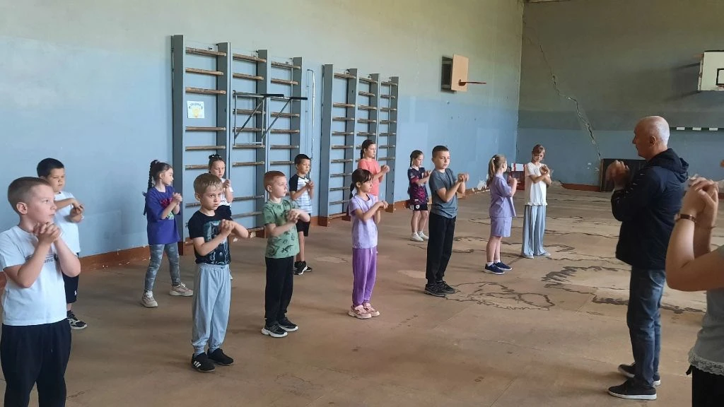 Сегодня на пришкольной площадке "Ромашка", мы отметили замечательный праздник — День ру...