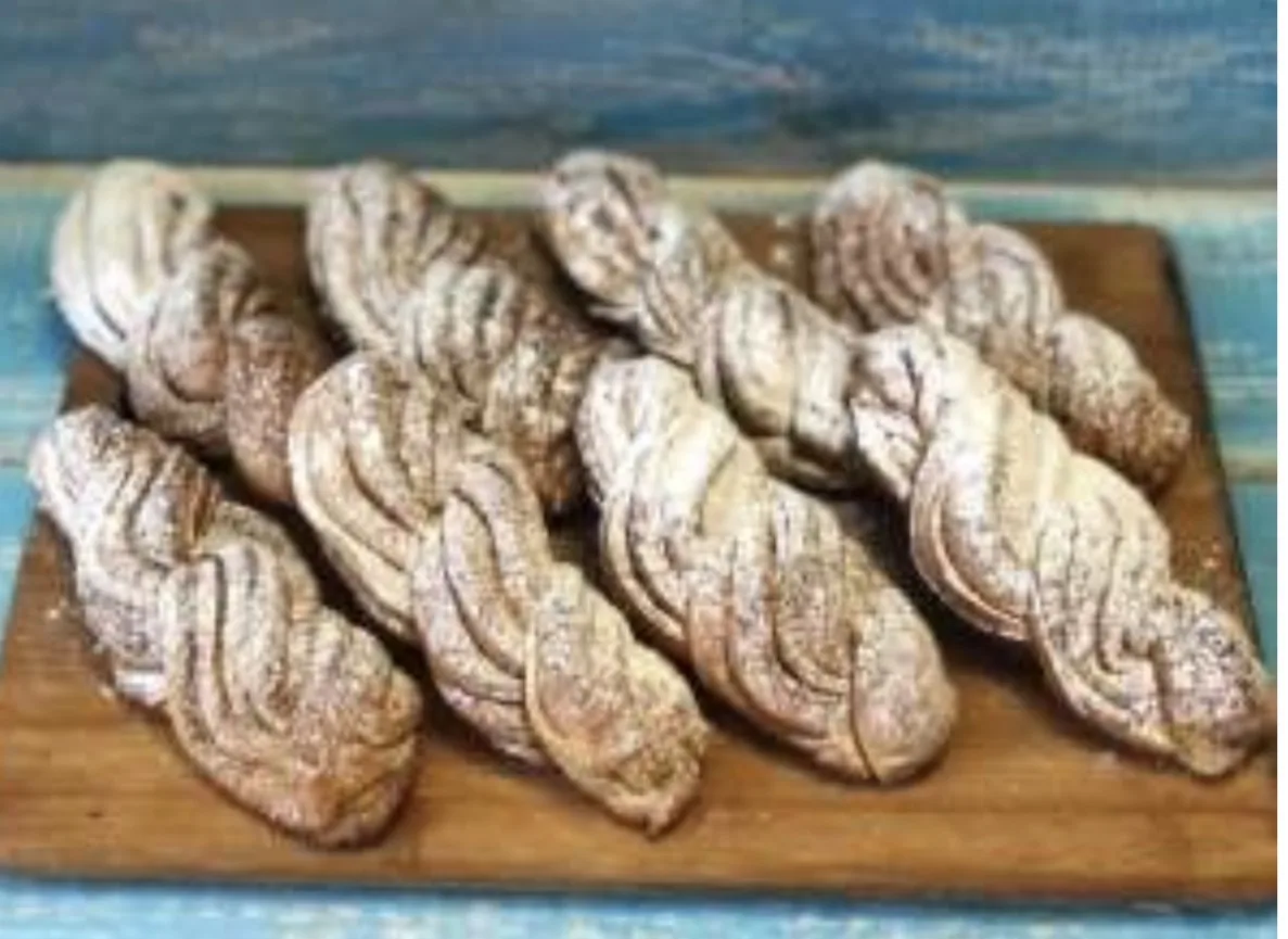 Булочки с сахаром и корицей