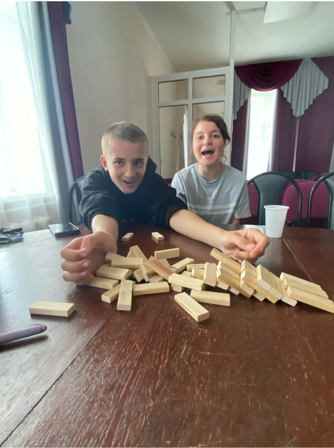 Когда поход отменяется, начинается настоящее приключение! ☔️🎲