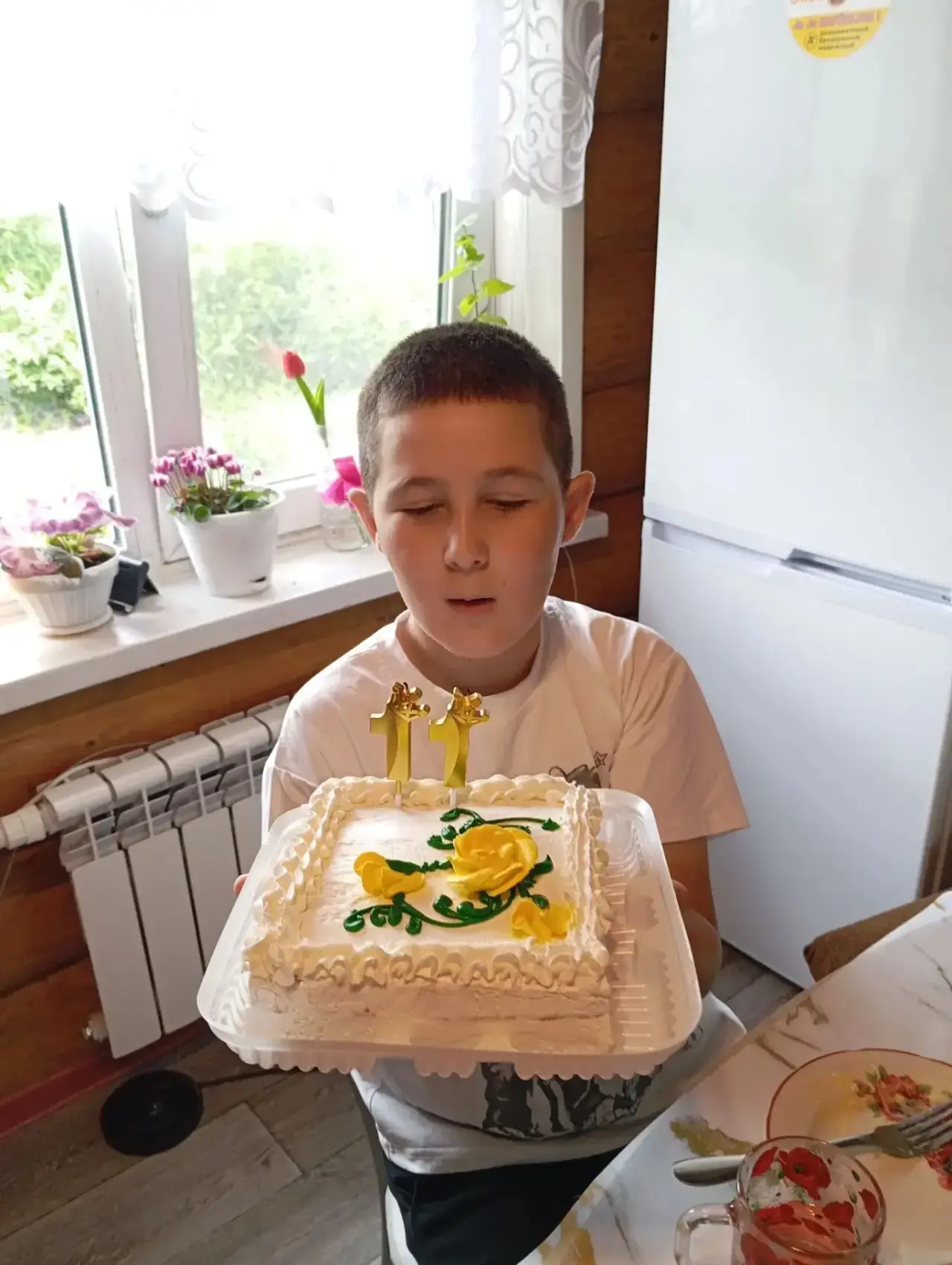Мой сыночек дорогой,
С днем рождения, родной!🎉🎉🎉
Будь здоровым, крепким, сильным.
Я горжусь всегд