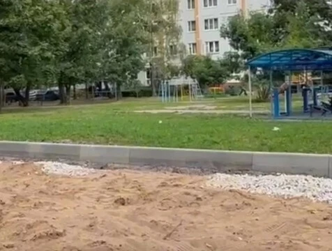 Дворовые проезды на улице Малоярославецкой заасфальтируют на следующей неделе