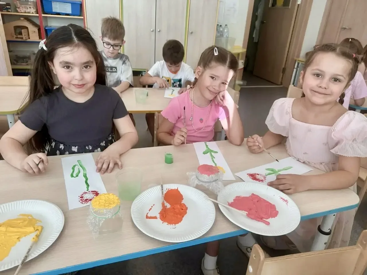ЗАБАВНЫЕ НОВОСТИ🏡  🎶 В Zабаве на Лавриненко прошла неделя музыки!   Музыка — это волшебство, которое