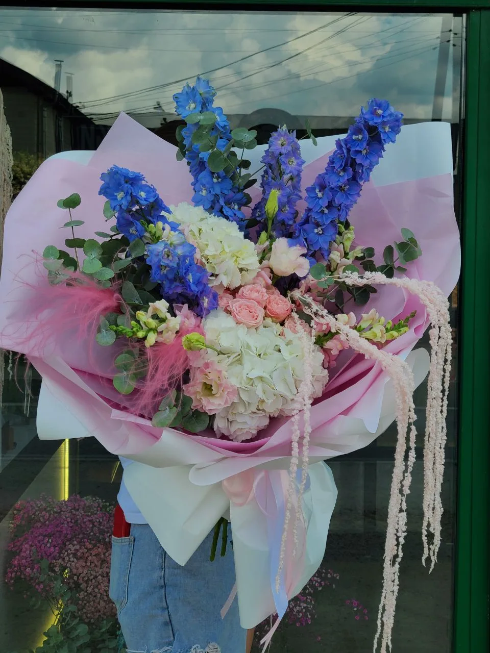 Собрали для вас подборку букетов в разном бюджете💐