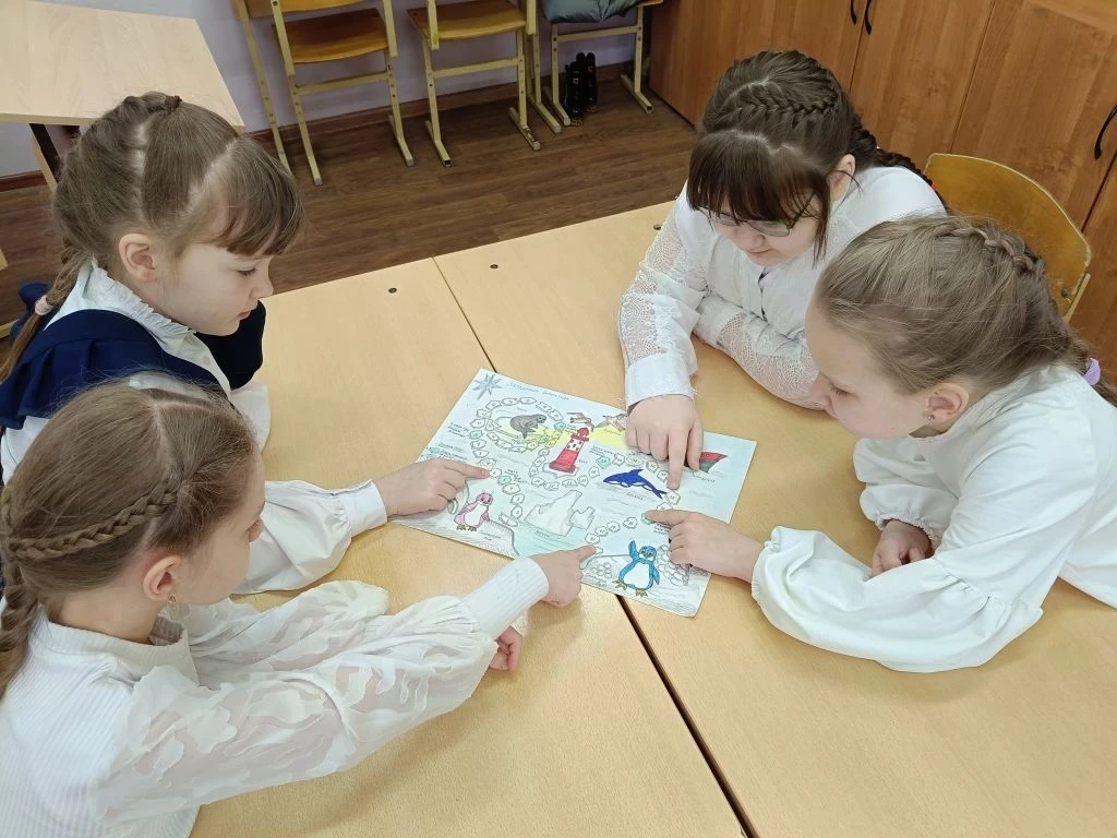 🇷🇺РАЗГОВОРЫ О ВАЖНОМ 🇷🇺 🎓 27 апреля, в МБОУ "Гимназия" г. Моршанска прошло очередное внеурочное заня
