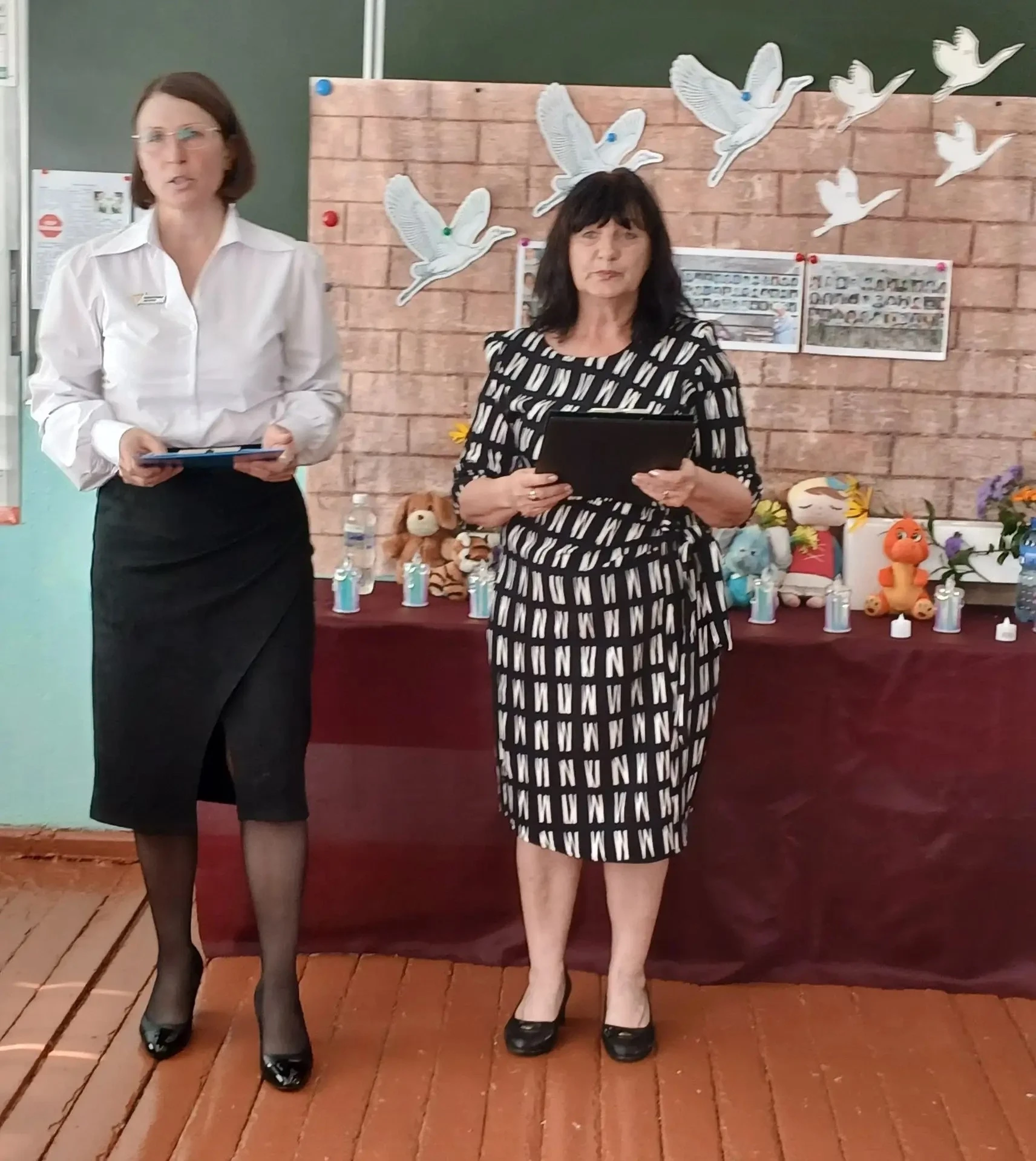 В школе с.Романовка прошёл час памяти «Прерванный урок», который останется в сердцах.