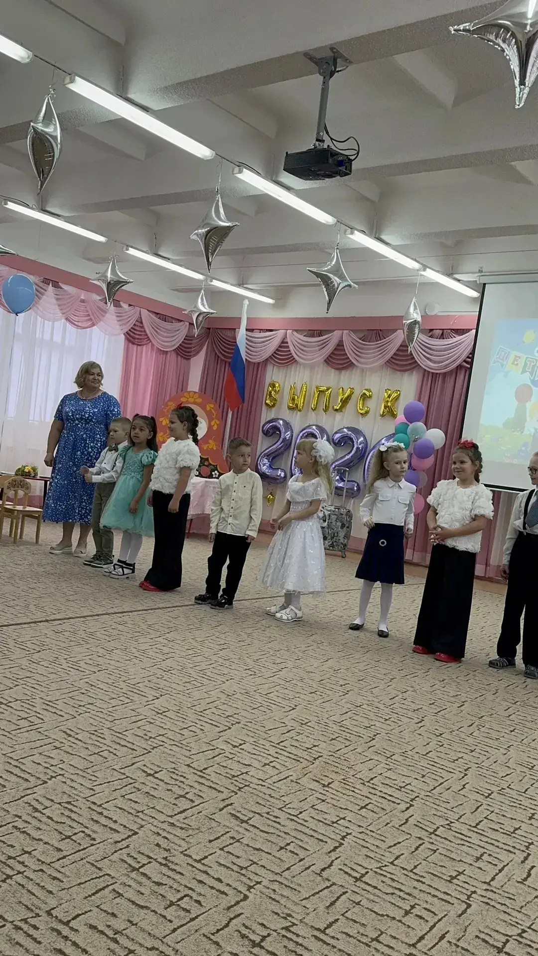 🌸 Выпускной в группе "Непоседы"🌸В нашей группе "Непоседы" случилось особенное событие – наши дорог