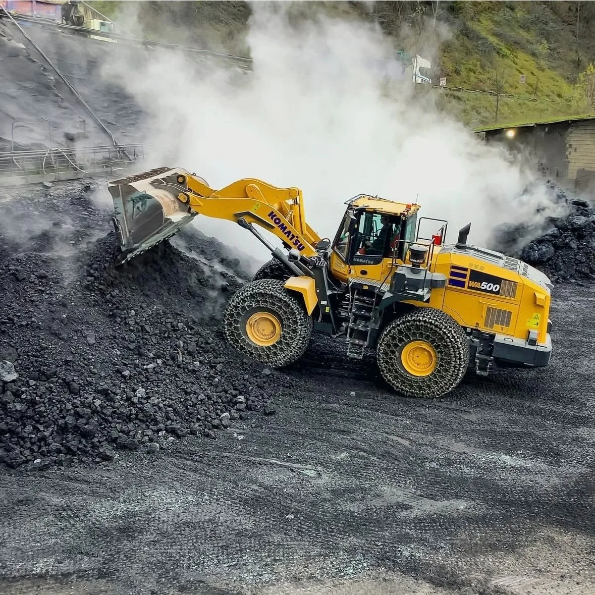 🔥Komatsu WA500-8🔥 – это мощный и надежный фронтальный погрузчик, предназначенный для ...