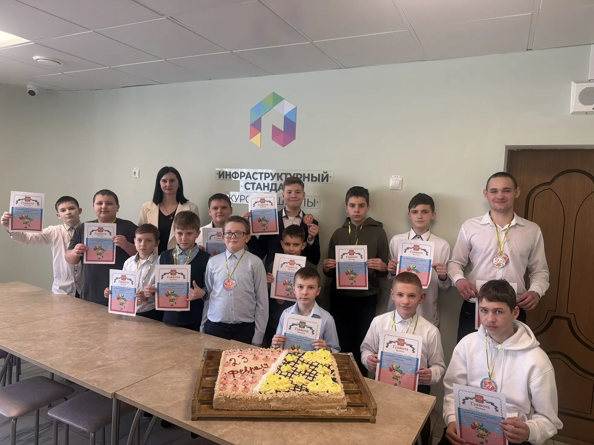 🪖🏅Сила, ловкость и командный дух: игра «А ну-ка, парни!»