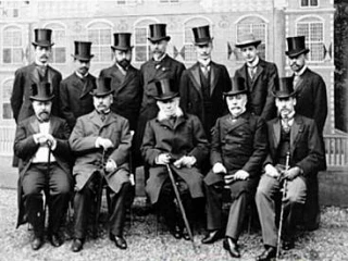 ✅24 августа 1898 года после совещания с министром иностранных дел Михаилом Муравьевым и...