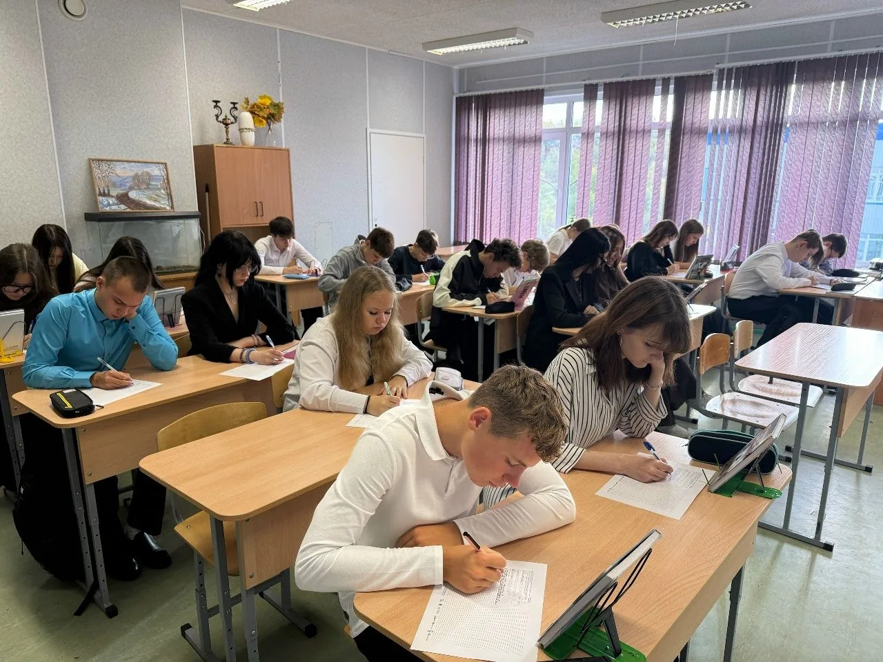 Сегодня, 8 сентября, в День языков народов Российской Федерации, наша школа присоединил...