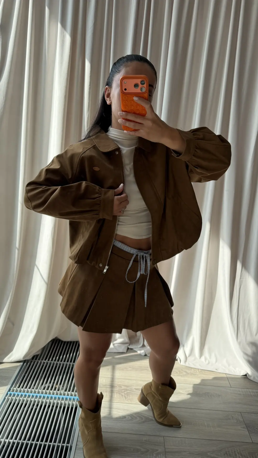 Стильный total look в тёплой шоколадно-карамельной гамме - идеальный вариант для тех, к...