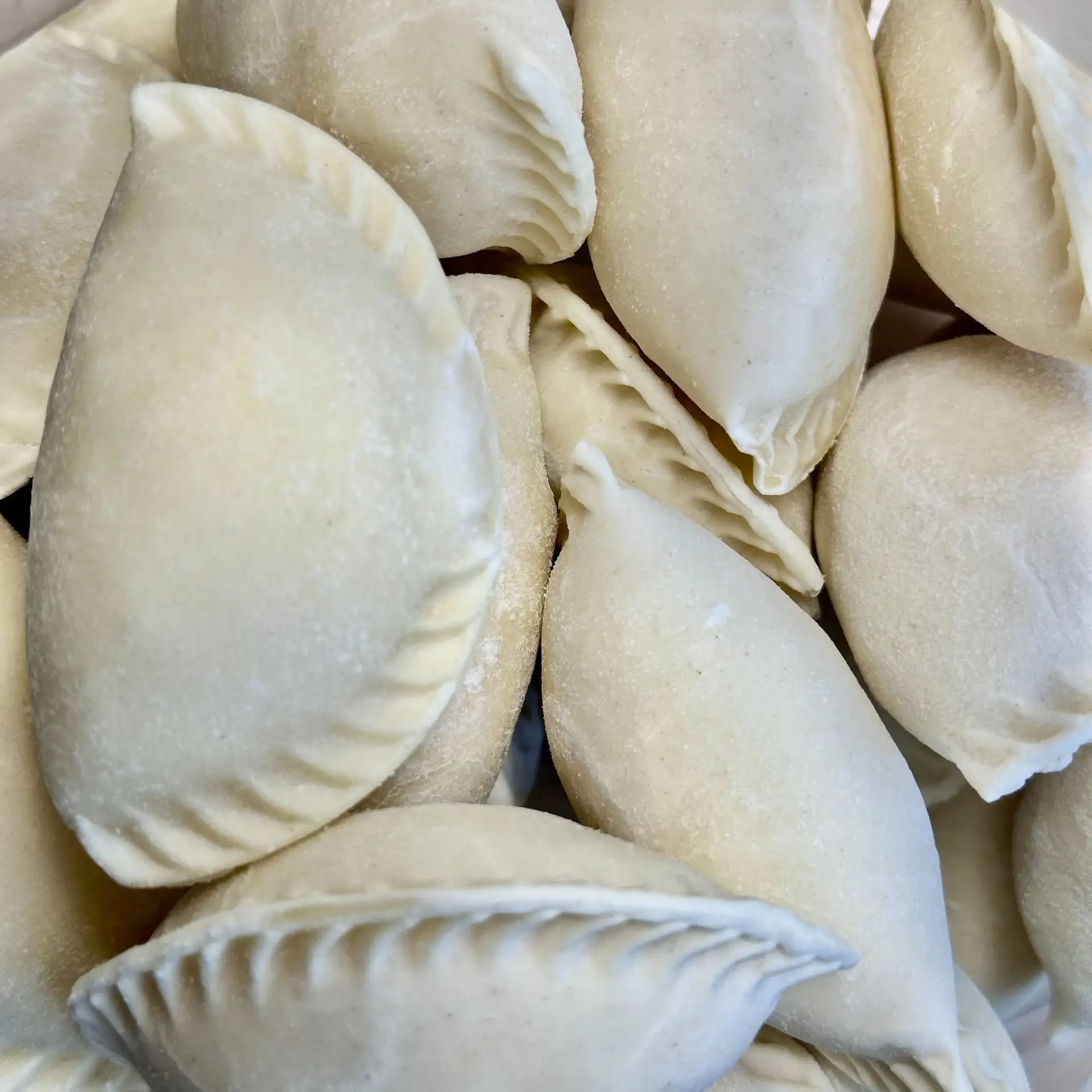 Новинка: вареники с солёным творогом 🥟
