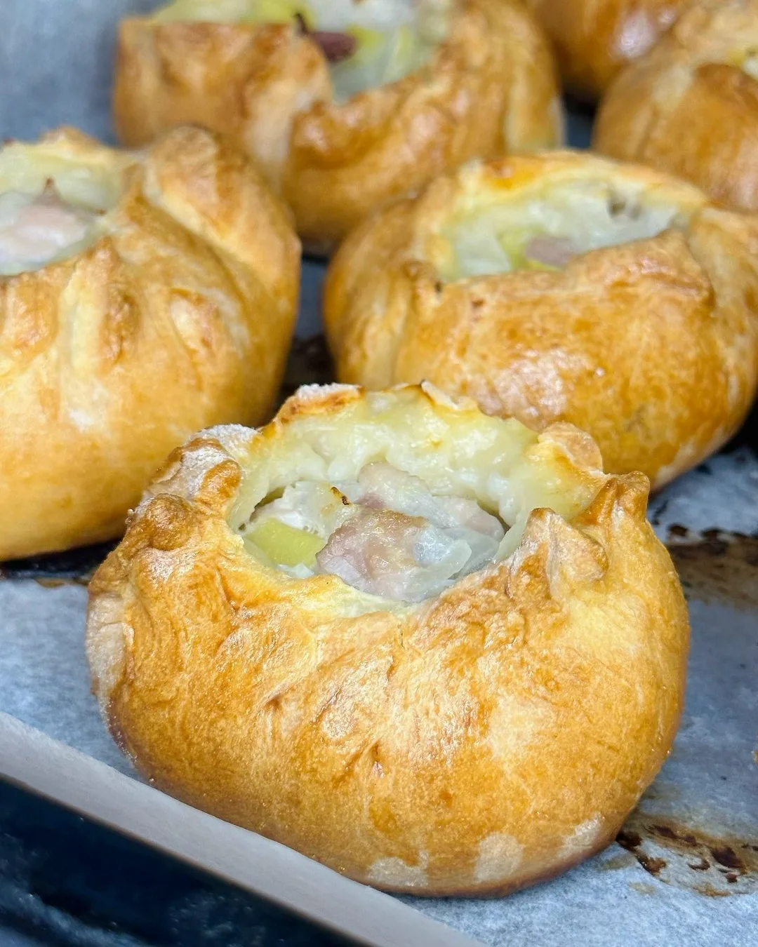 Приготовим мини курники😋  Это знаменитые татарские пироги из пресного теста. Особенность их в том, ч