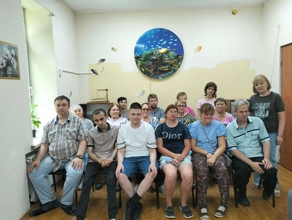 ВО САДУ ЛИ, В ОГОРОДЕ