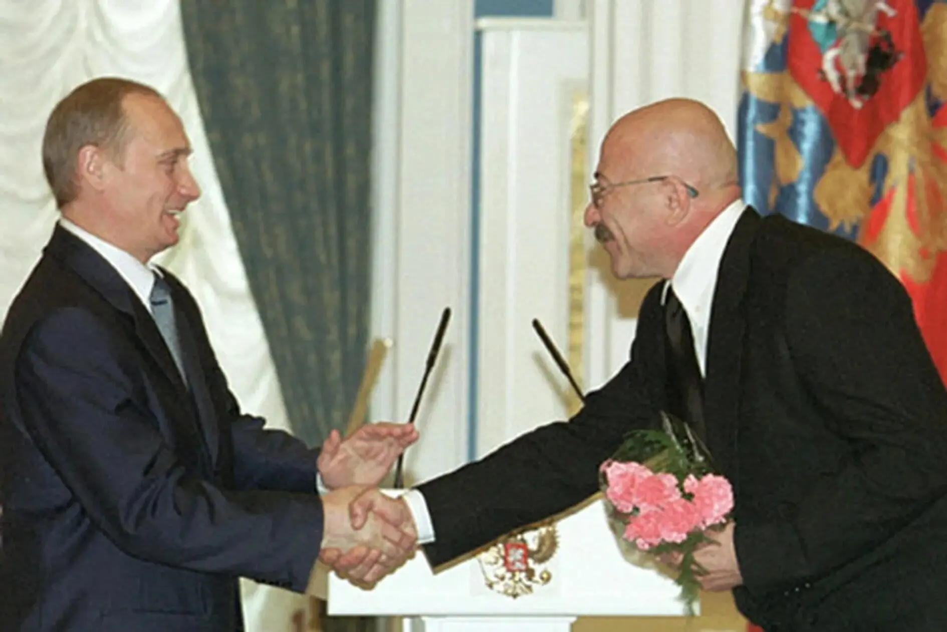 ❤️ Владимир Путин поздравил певца Александра Розенбаума с 75-летием