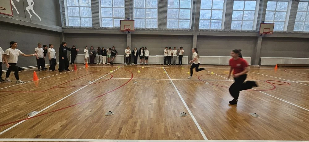 🚦22 января 2026 года на базе школы 107 прошел районный этап городского спортивного праздника "Здоров
