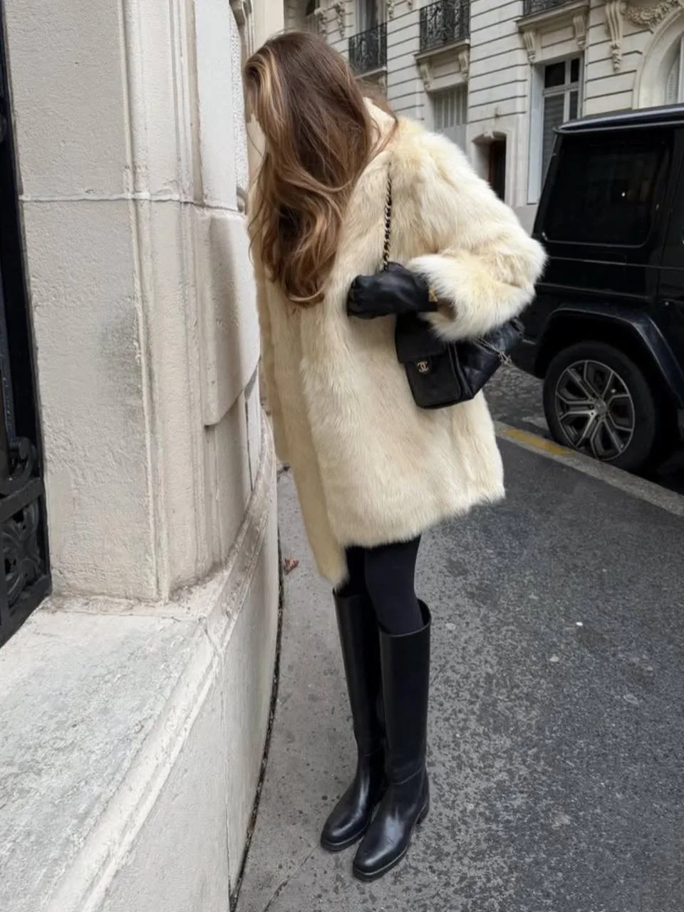Zarina выпустила аналог сумки Chanel. Идеально впишется в осенние и зимние лаконичные г...