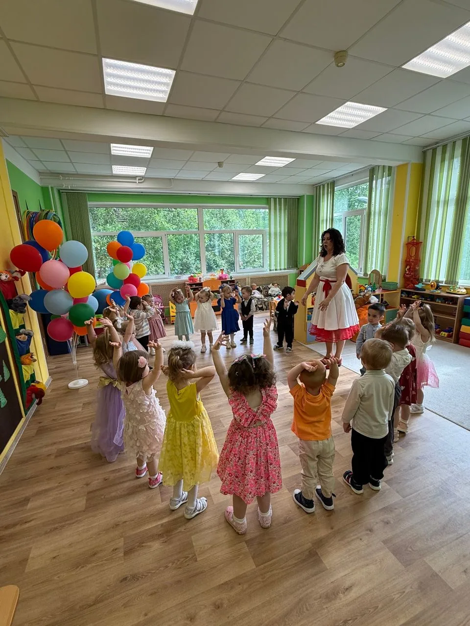 ✨ Выпускные утренники в группах 2 и 4! ✨