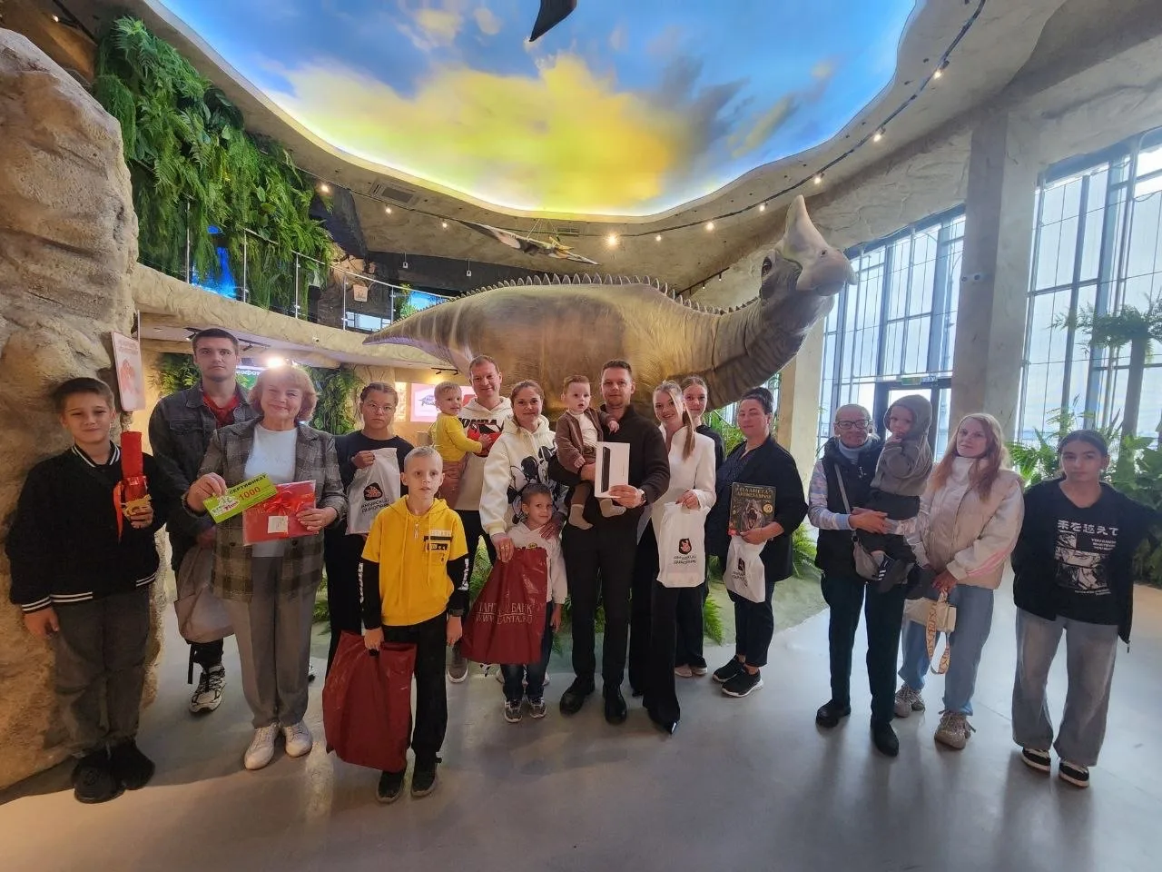 Ланта-Банк стал партнером Дня знаний в Благовещенске🦖