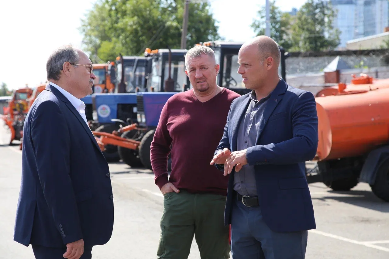 🚚Гостям из Подмосковья показали «Петербургский стандарт чистоты»