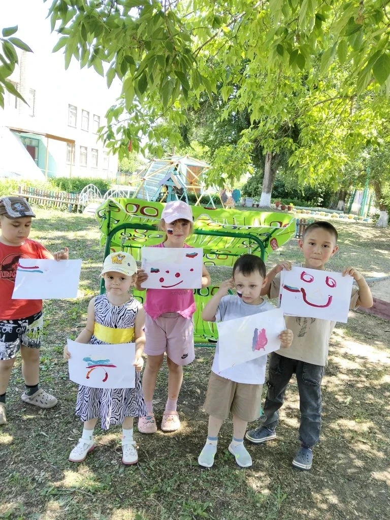 🎆 С Днём России, дорогие друзья! 🎆