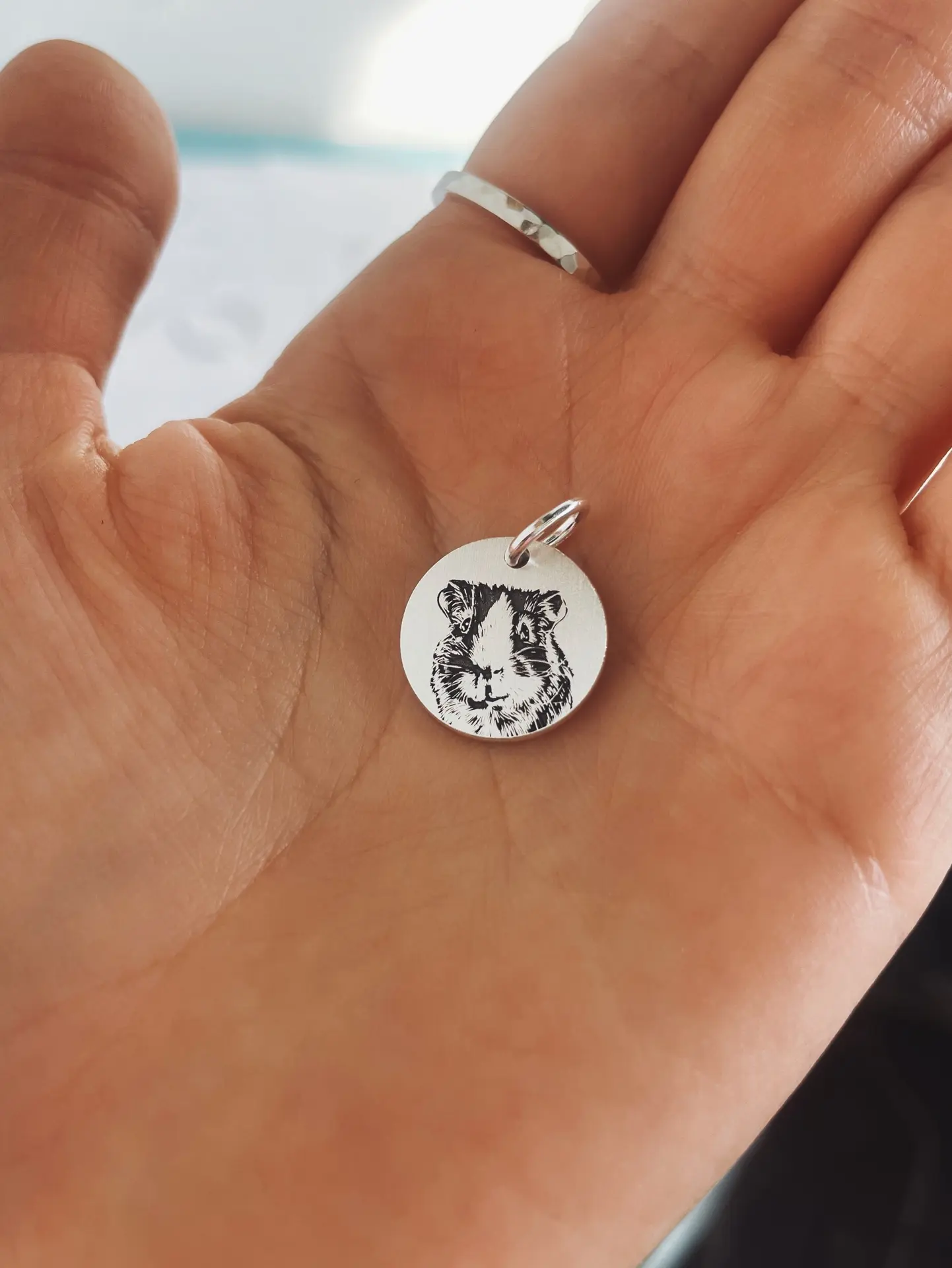 Кто-то носит у сердца бриллианты, а кто-то – 🐹🧡
_______________
⠀
По всем вопросам и заказам пишит