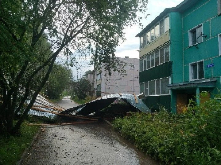 Жильцам 18-квартирного дома в Шутовщине предложили самостоятельно оплатить восстановлен...