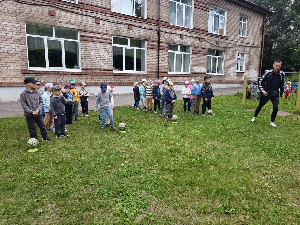 ⚽️ Гол! Первый шаг к большим победам сделан! ⚽️

Сегодня на базе по адресу Решетникова, 30 прошло на