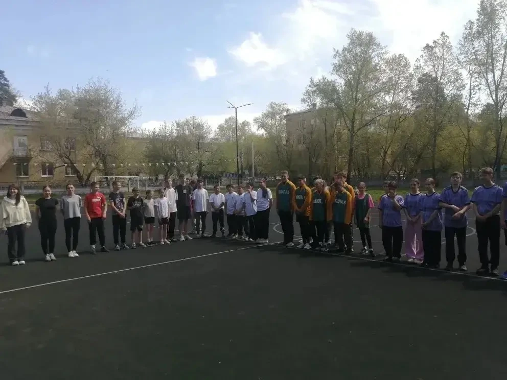 Наша команда «Факел 14» — победитель этапа «Вызова Первых»! 🏆🔥

Команда нашей школы «Факел 14» зан