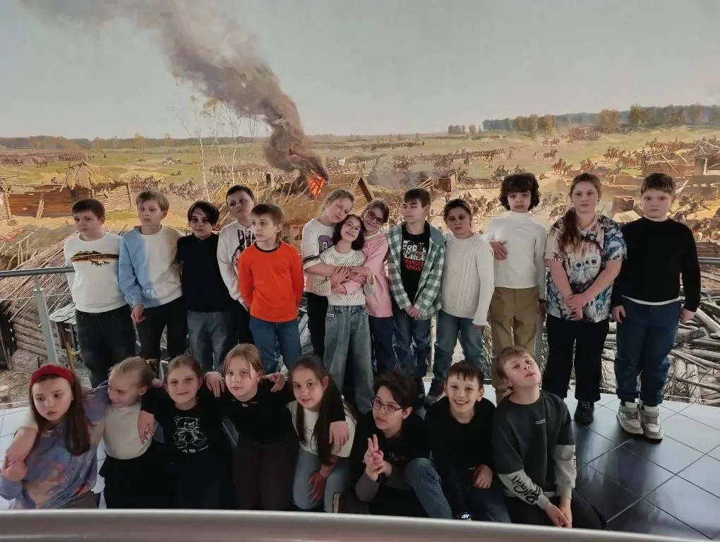 4 «В» посетил Музей-панораму «Бородинская битва».  📚 Во время экскурсии ребята узнали о событиях Оте
