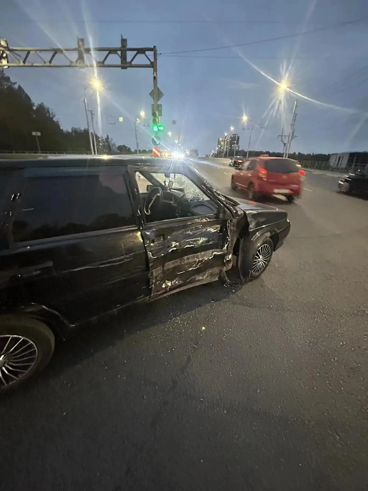 🚓🚗14 июня, примерно в 20:50, в городе Рязань возле дома №65 по улице Октябрьская, 19-летний рязане