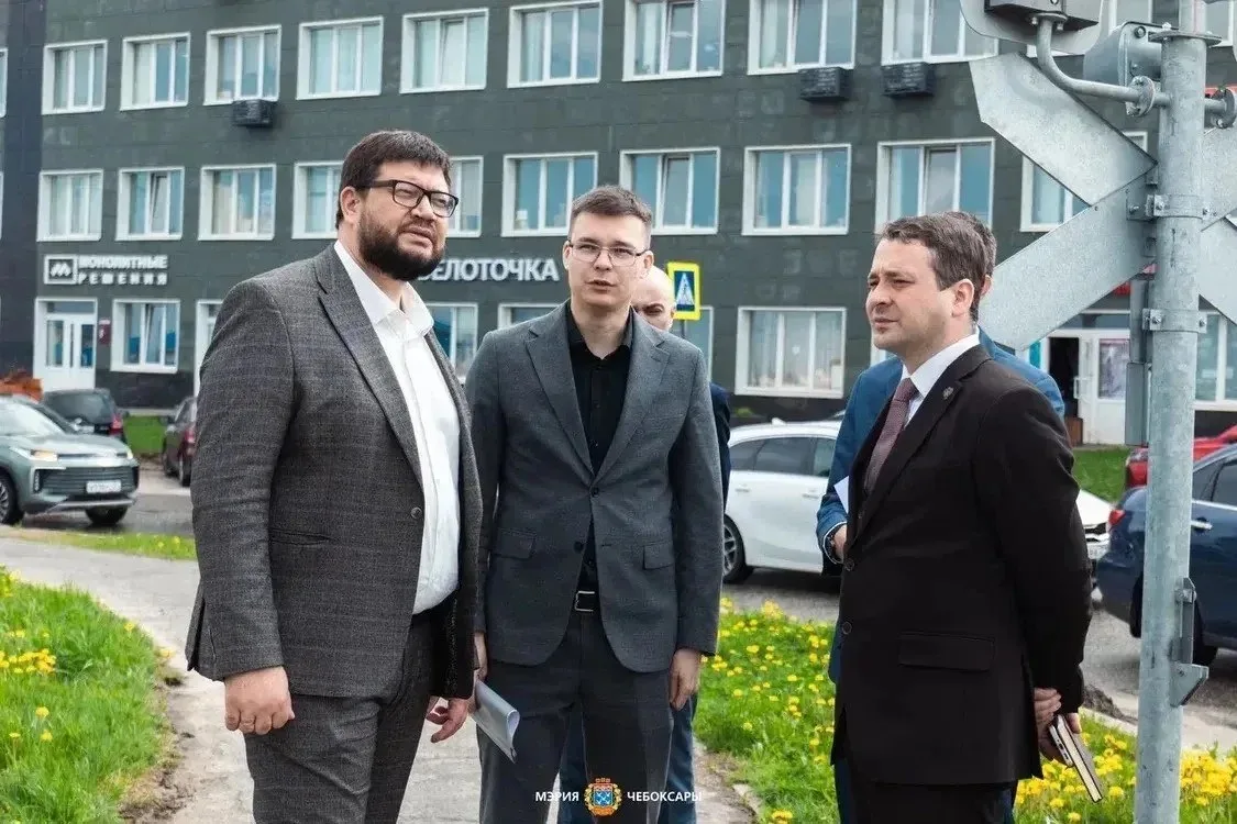 Глава города Станислав Трофимов совместно с Чувашским транспортным прокурором Приволжской транспортн