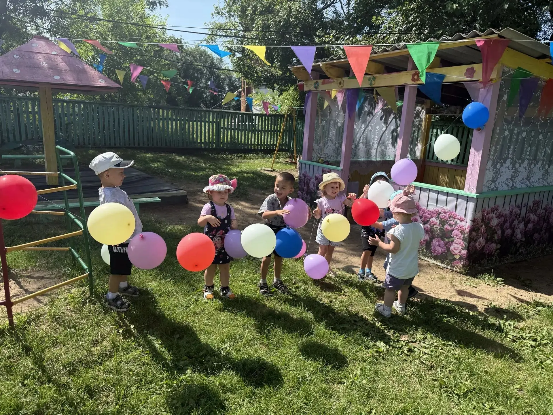 🎈«Праздник воздушного шарика — это праздник детства, где нет места грусти!